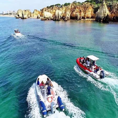 Holiday Home Albufeira Near Beaches & Pool * Albufeira