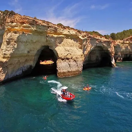 Holiday Home Albufeira Near Beaches & Pool Villa *