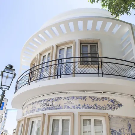 Holiday Home Albufeira Near Beaches & Pool *